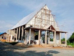 Berkat Dukungan Pemerintah dan Donatur, Pembangunan Gereja Santo Stefanus di Tanah Siang Selatan Berjalan Lancar