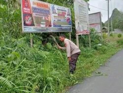 Polsek Permata Intan Gelar Gotong Royong Bersihkan Lingkungan