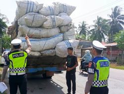 Satlantas Polres Aceh Timur Tindak Tegas Truk Overload