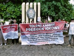 PKL Berorasi, Tuntut Ganti Rugi Dari Pemerintah Setelah Pengusiran Berjualan Diarea Kampus Undip Semarang