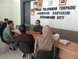 Pj Bupati Banyuasin Sidak Pusat Pelayanan Terpadu Kabupaten Banyuasin Citra Grand City.