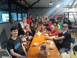 Buka Puasa Bersama Keluarga Besar Raden Haji Encep Muhammad Nursaleh Raden Hajjah Mamah Purdiwahara Di Cikole Lembang Bandung Jawa Barat