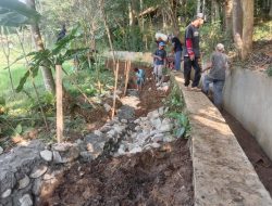 Patut Diteladani, 4 Keluarga Ini Hibahkan Tanahnya Untuk JUT dan Makam Umum Desa Pakujati Brebes