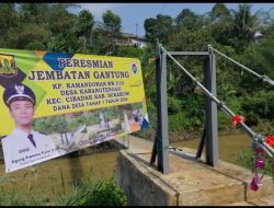 Kades karang Tengah  Cibadak Sukabumi, Resmikan Jembatan Gantung Penghubung Antara Dua Kampung