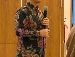 Condro Wibowo, Ph.D. Berbagi Pengalaman Tentang Internasionalisasi Perguruan Tinggi di Forum Seminar Nasional