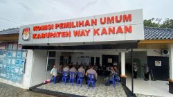 Polres Way Kanan Amankan Rapat Pleno Terbuka Penetapan Paslon Terpilih Bupati dan Wakil Bupati Way Kanan Tahun 2024